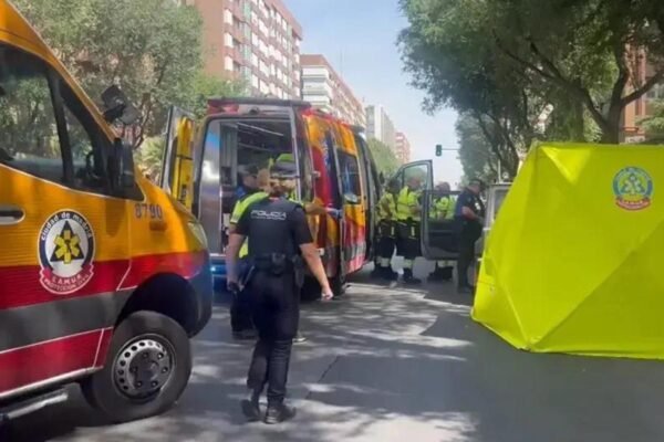 El conductor que atropelló mortalmente a una mujer que sacaba bultos de su maletero iba ebrio y drogado