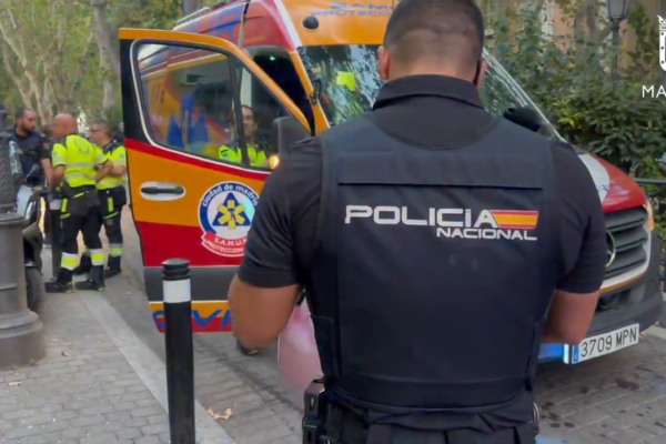 Un hombre herido grave al ser apuñalado en Puente de Vallecas