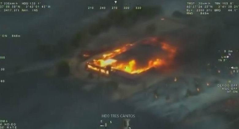 Un aparatoso incendio forestal en Tres Cantos obliga a activar el Nivel 2 del Plan INFOMA por su cercanía a viviendas