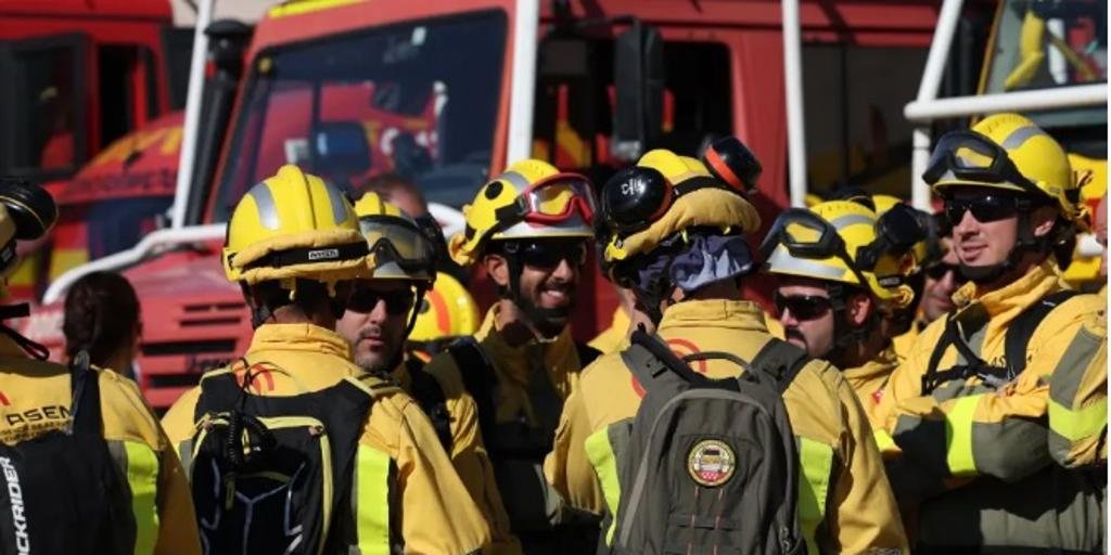 La Comunidad de Madrid acuerda destinar más de 32 millones de euros a Tragsa, aunque sigue el conflicto con los bomberos forestales