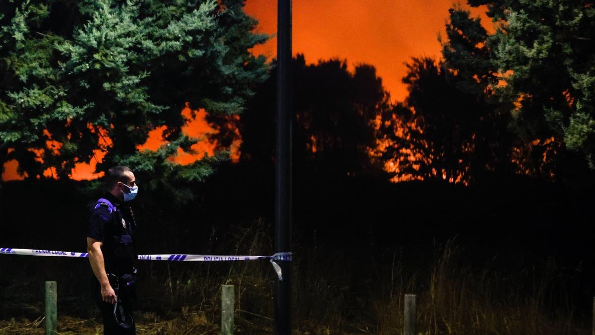 El fallecido en el incendio de Tres Cantos intentó salvar a los caballos de la hípica en la que trabajaba