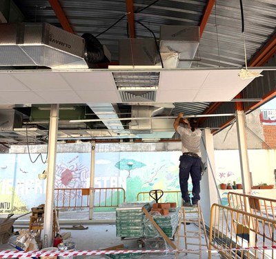 Renovación de baños, puertas, ventanas, sistemas de ventilación y aislamiento, entre otras actuaciones