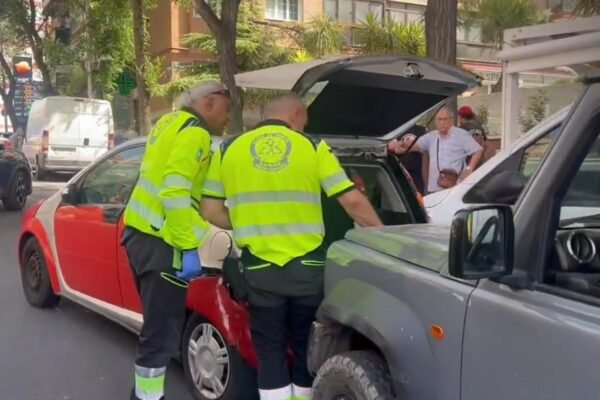 Muere una mujer de 59 años tras ser atropellada en Madrid mientras sacaba cosas de su maletero