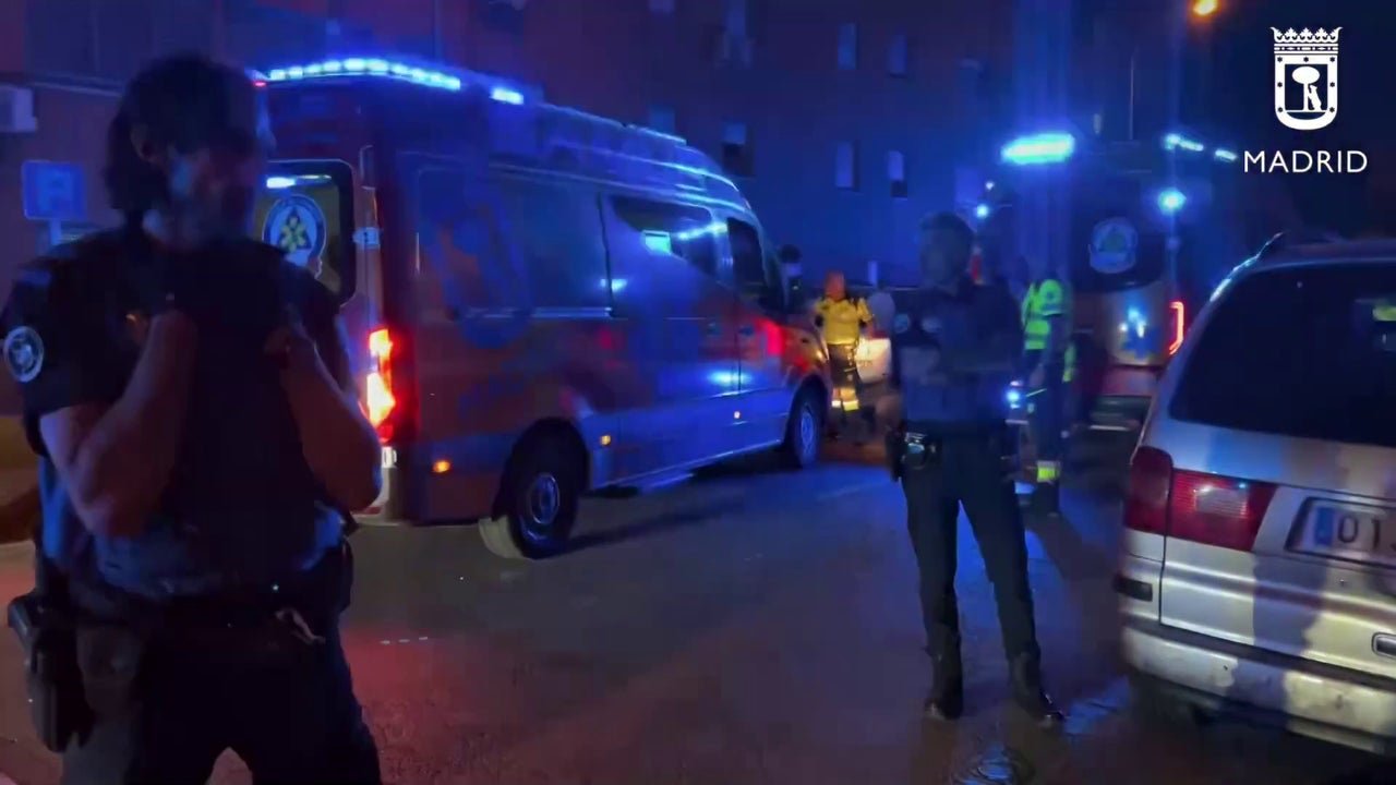 La Policía busca a un conductor que se fugó tras atropellar a un joven en Madrid