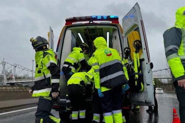 Fallece motorista de 51 años en la A-6 tras perder el control y chocar contra la mediana en Collado Villalba. Muere un motorista de 51 años en la A-6 tras perder el control y chocar contra la mediana en Collado Villalba