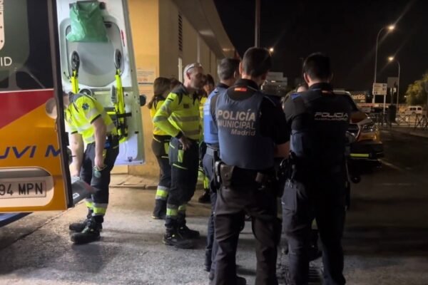 Grave herido hombre de 30 años tras accidente de patinete en Usera Herido grave un hombre de 30 años tras un accidente de patinete en Usera