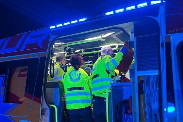 Herido grave un hombre de 30 años tras chocar con su patinete contra un bordillo en Usera