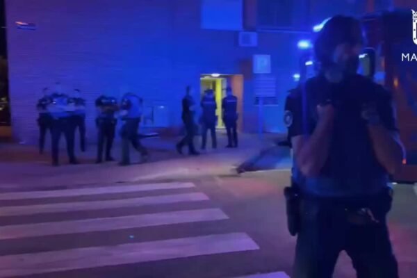 Joven herido muy grave tras ser atropellado en Madrid por un conductor que se ha dado a la fuga
