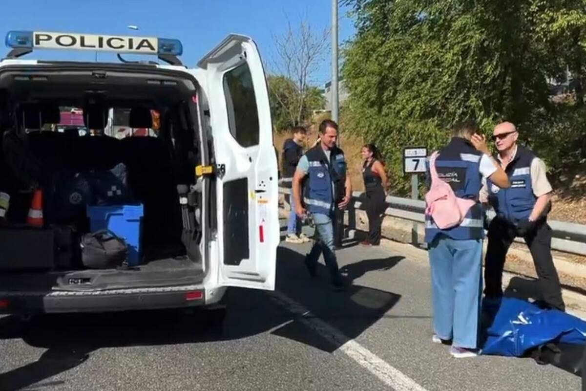 Muere un ciclista tras chocar contra un camión de limpieza