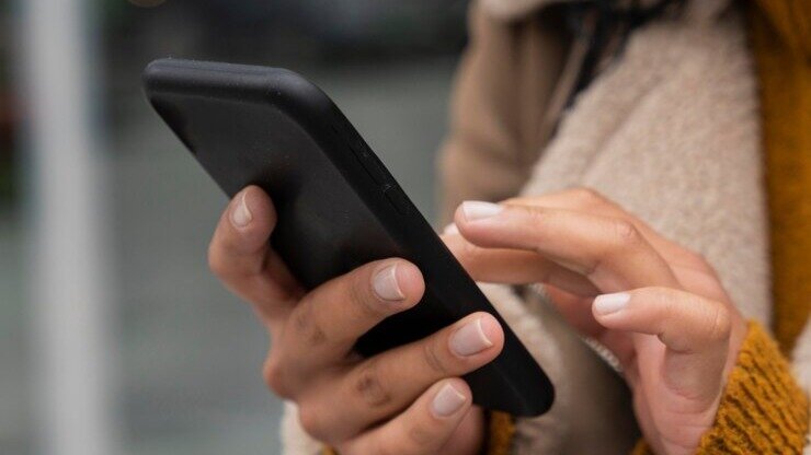 Nuevo canal de la Comunidad de Madrid en WhatsApp con avisos, ayudas y alertas