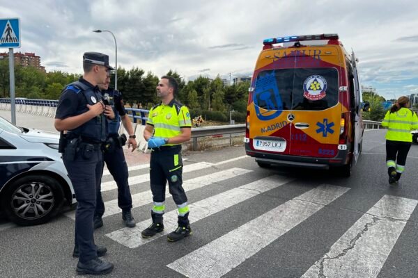Trágico accidente en Hortaleza: motorista de 53 años fallece arrollado por un camión