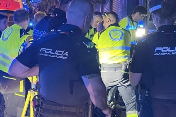 Muere hombre de 50 años apuñalado en pelea en bar de Vallecas. Muere un hombre de 50 años apuñalado durante una pelea en un bar de Vallecas