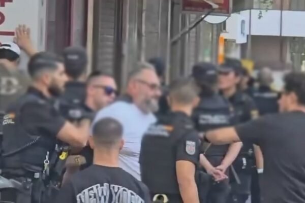 Cuatro detenidos en Madrid tras un intento de robo con violencia en la calle Orense