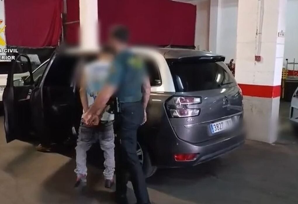 Detención de un menor de edad acusado de atracar a ancianos mediante el