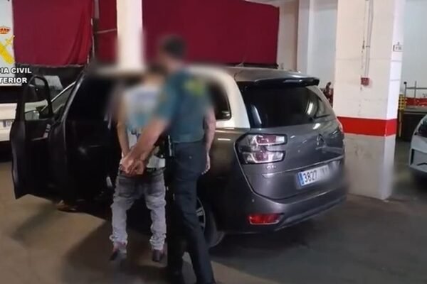 Detención de un menor de edad acusado de atracar a ancianos mediante el