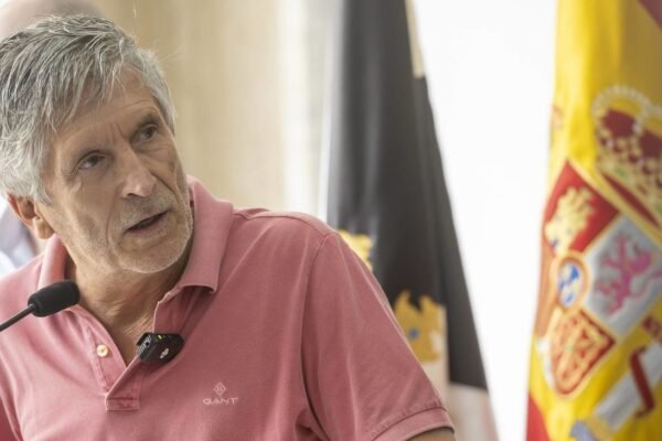 El conflicto entre Interior y Defensa por Ceuta se intensifica tras alertas del CNI