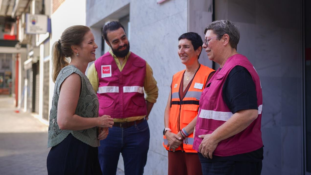 La Comunidad de Madrid atiende a 1.328 afectados por el incendio en la Sierra Oeste