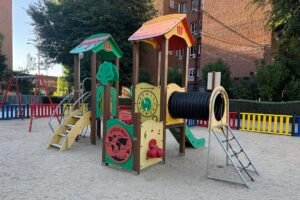 Madrid destina 920.000 euros para mejorar 14 áreas infantiles en la ciudad