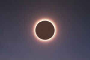 Madrid se convierte en el epicentro mundial de la retransmisión del eclipse solar desde un avión