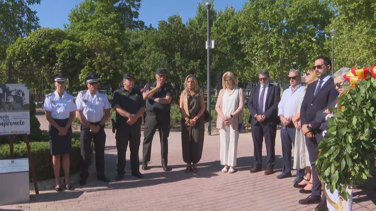 Majadahonda rinde homenaje a Miguel Ángel Blanco en el 29º aniversario de su asesinato