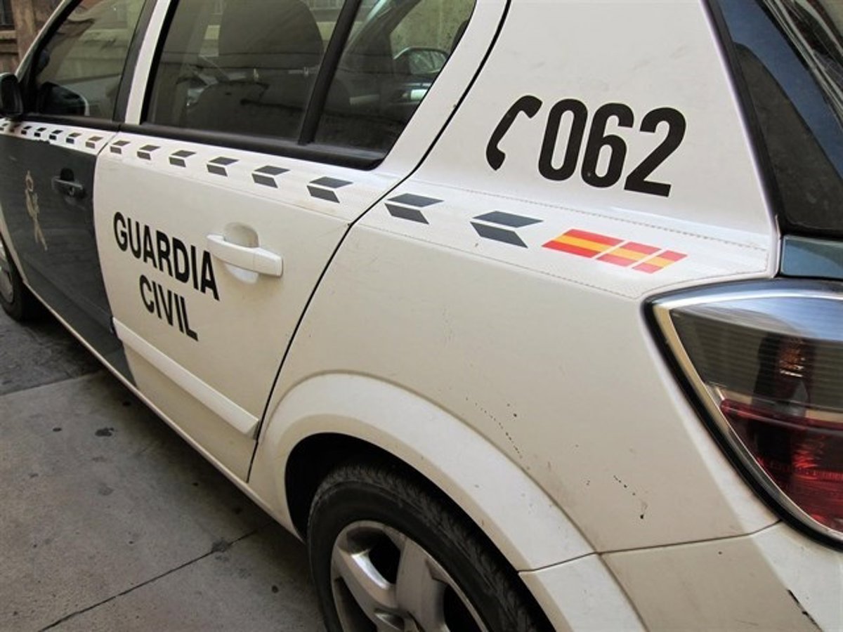 Detenido un trabajador de un hipermercado en Collado Villalba por robar 1.400 botellas de alcohol