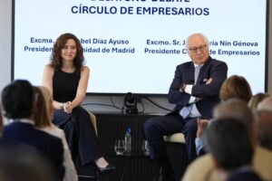 Madrid defiende un modelo fiscal equilibrado con 35 rebajas para sus ciudadanos