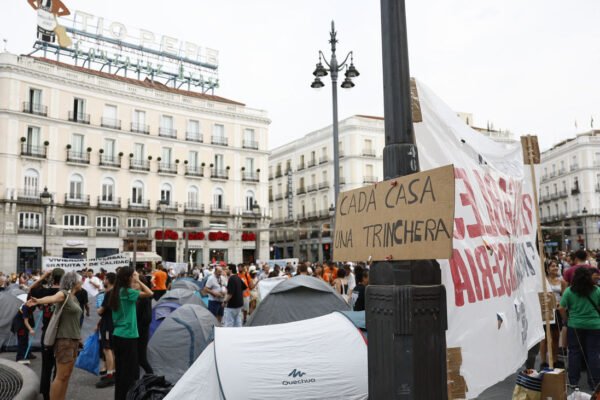 Madrid se moviliza en la Puerta del Sol ante la inacción del Gobierno sobre la vivienda