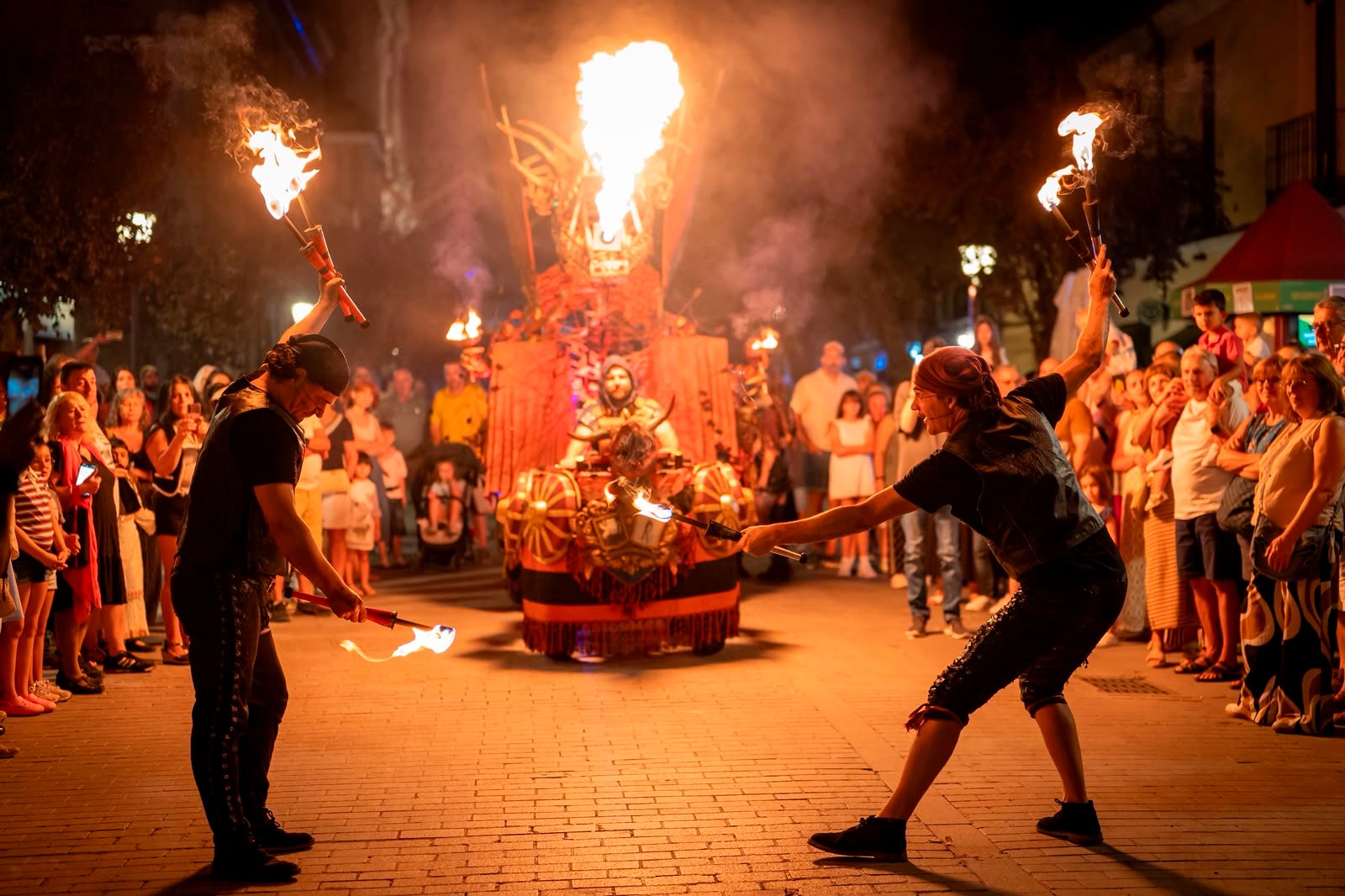 Madrid se rinde ante el éxito de Las Noches del Patrimonio en Alcalá de Henares