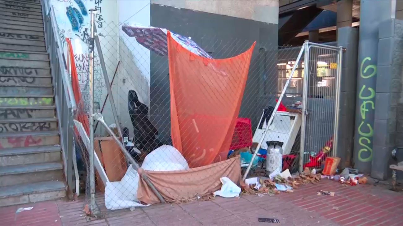 Vecinos de Coslada denuncian inseguridad y okupa en estación de Cercanías