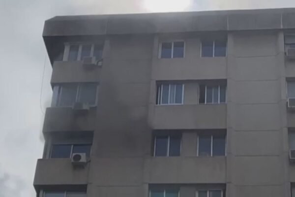 Incendio en un octavo piso de Chamartín provoca alarma entre los vecinos sin heridos