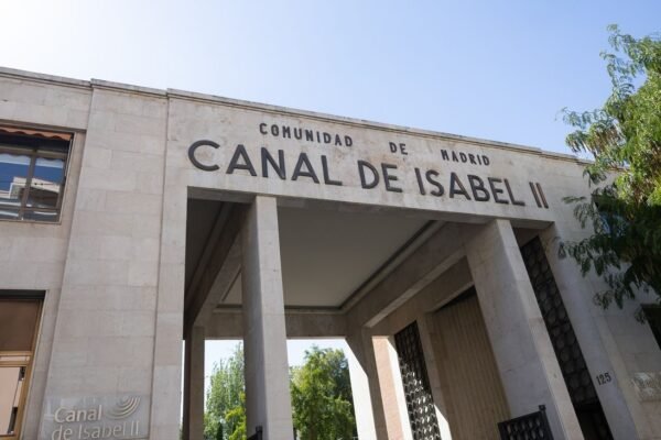 Sede del Canal de Isabel II en la calle Ríos Rosas de Madrid
