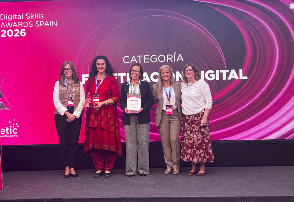 La Comunidad de Madrid recibe reconocimiento por reducir la brecha digital en 43 municipios