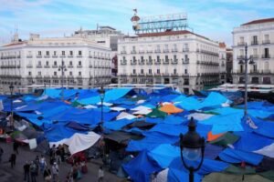 Acampada de la Puerta del Sol