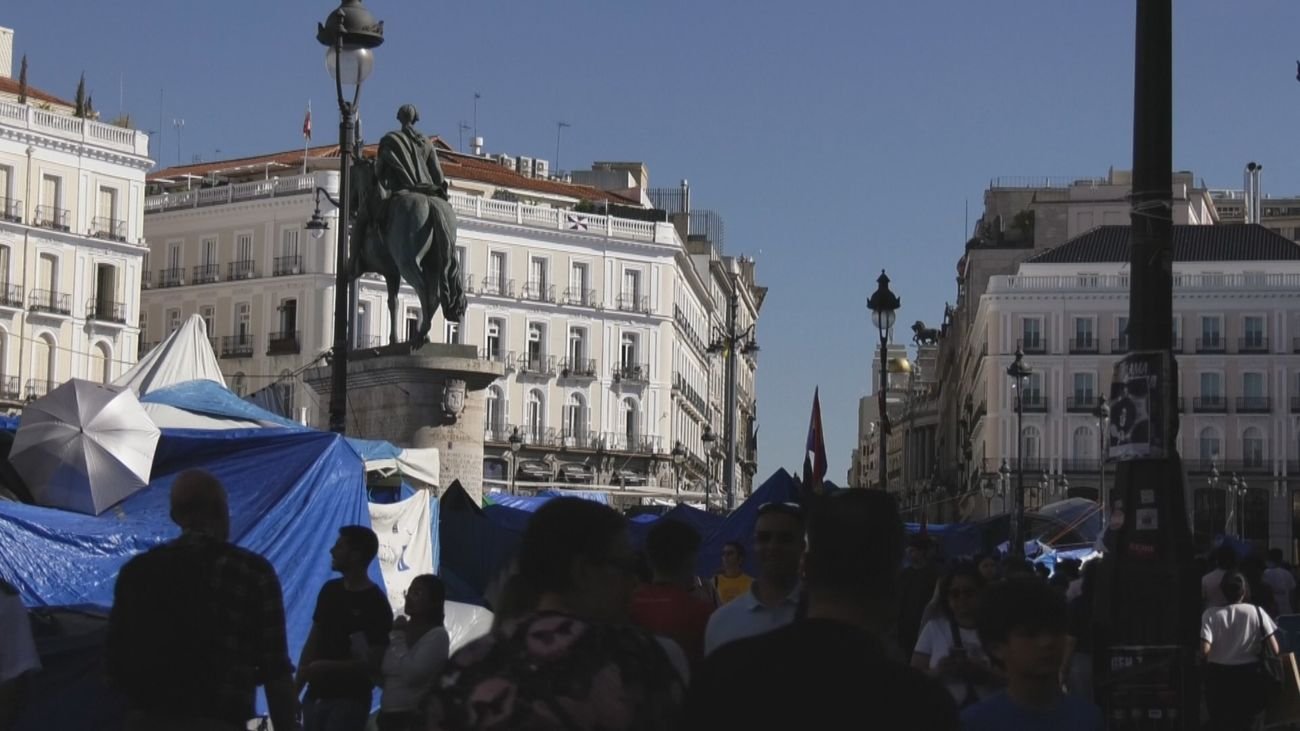 Madrid enfrenta caos en la Puerta del Sol por cierre del Metro y quejas de comerciantes