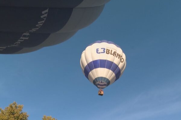 Madrid se vuela con el Festival de Globos de Aranjuez y su Noche Mágica