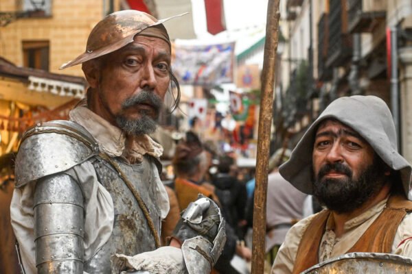 Don Quijote y Sancho Panza en el Mercado Cervantino de Alcalá de Henares