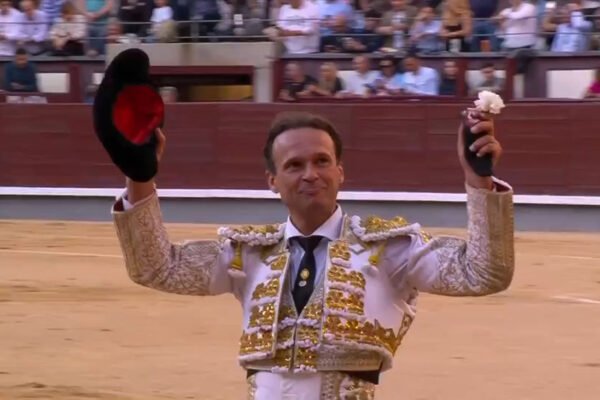 Madrid vibra con la faena de Antonio Ferrera que le otorga una oreja en la plaza
